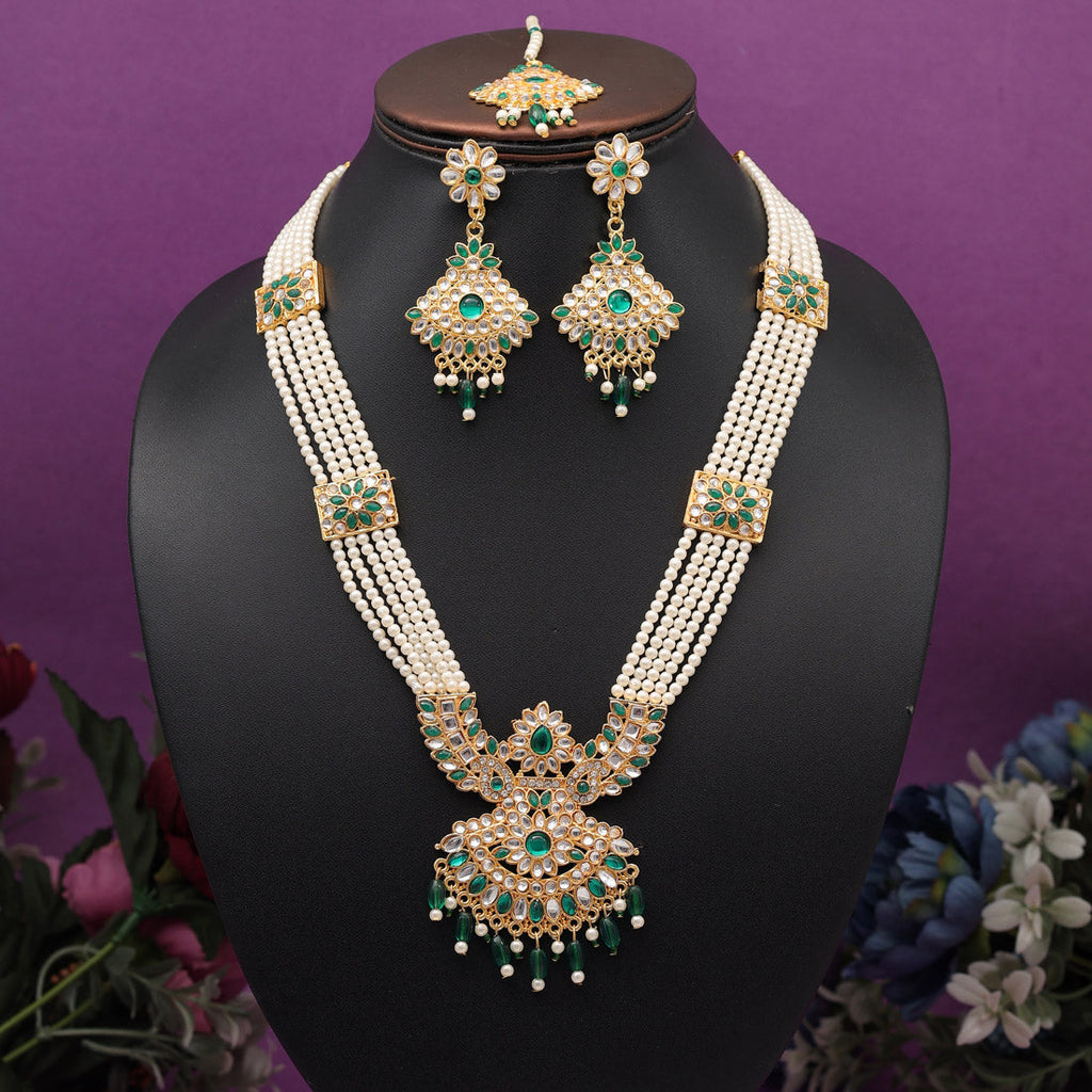 HEERA: GREEN KUNDAN NECKLACE SET