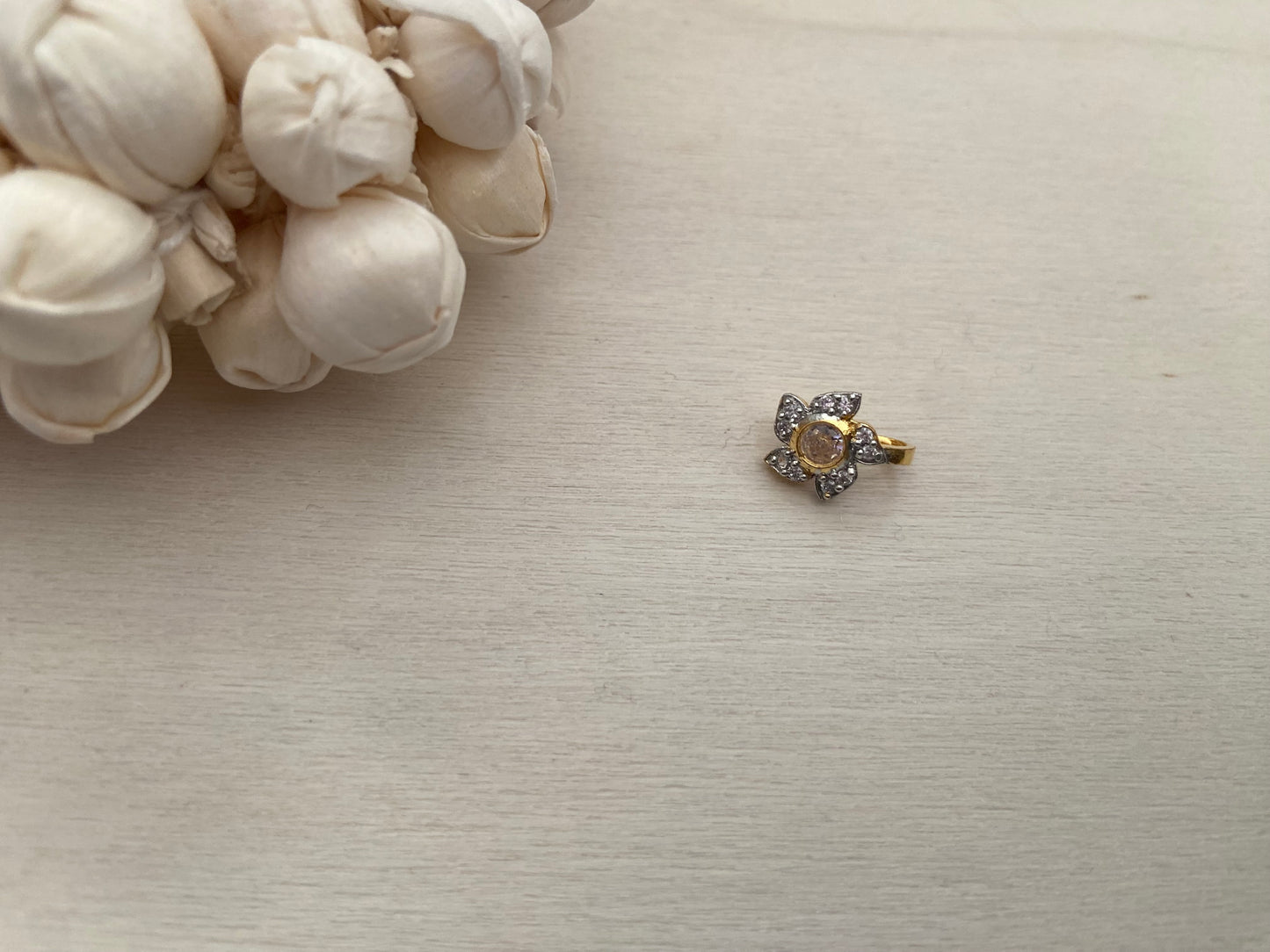 FLORAL NOSE RING