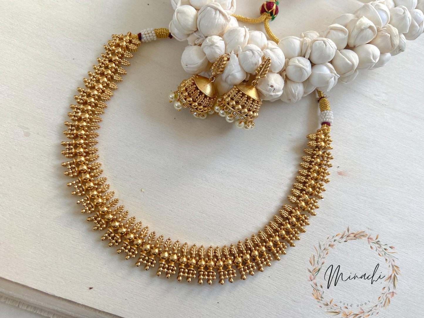 GOLDEN PEARL NECKLACE SET