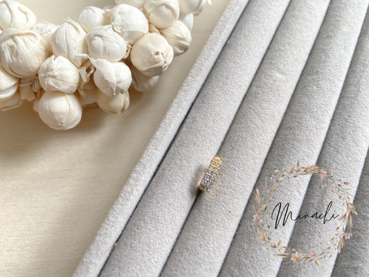 WHITE STONE NOSE RING DUAL TONED