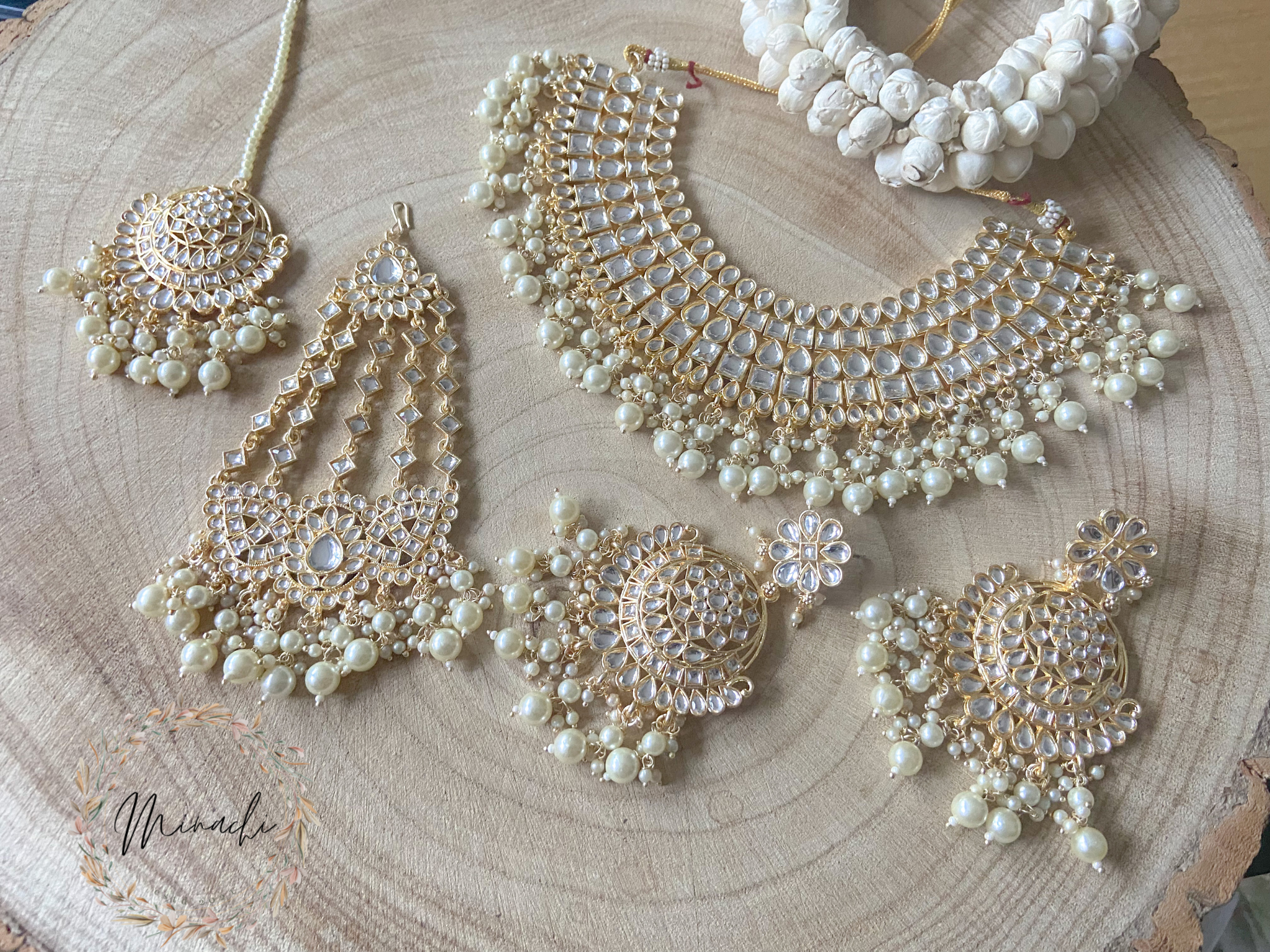 White pearl on sale necklace set