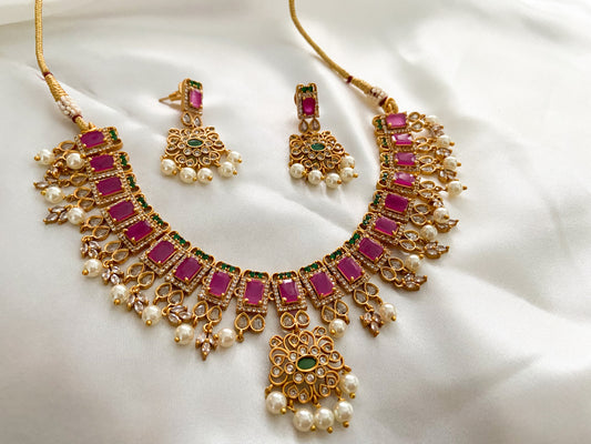 RUBY GREEN PEARL NECKLACE SET