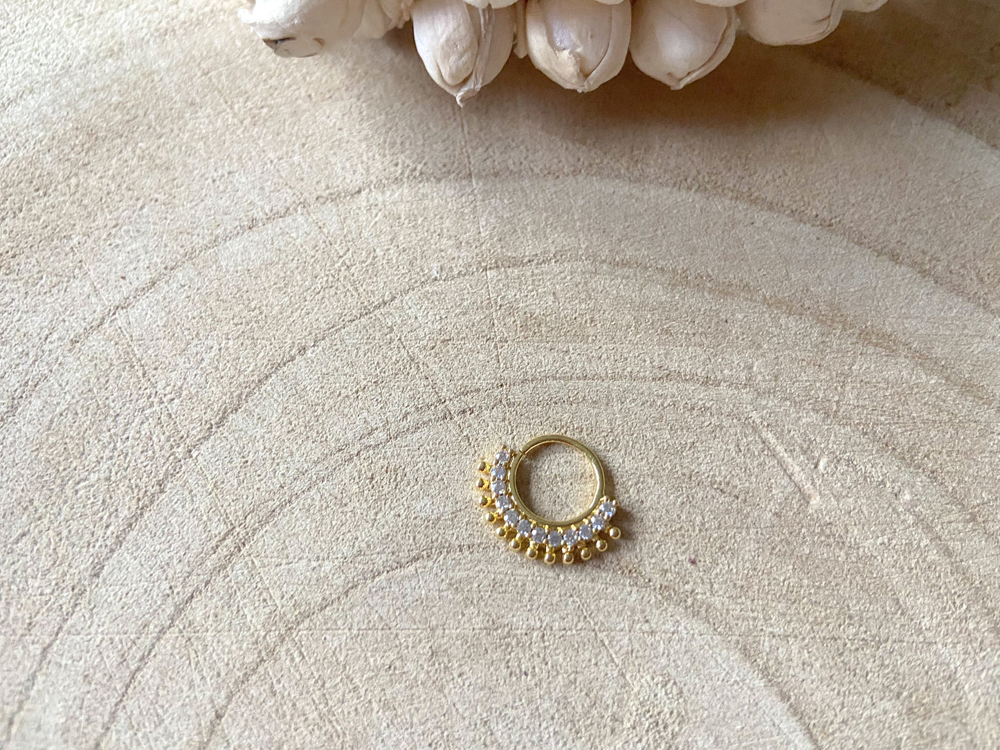 WHITE GOLDEN NOSE RING