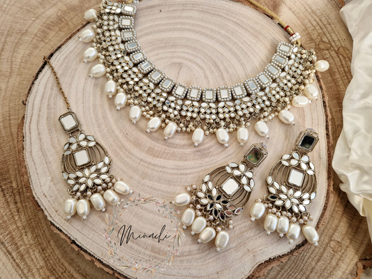 WHITE MIRROR PEARL NECKLACE SET