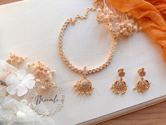 GOLD TONE WHITE STONE NECKLACE SET