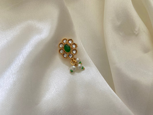 GREEN FLORAL PEARL NOSE RING