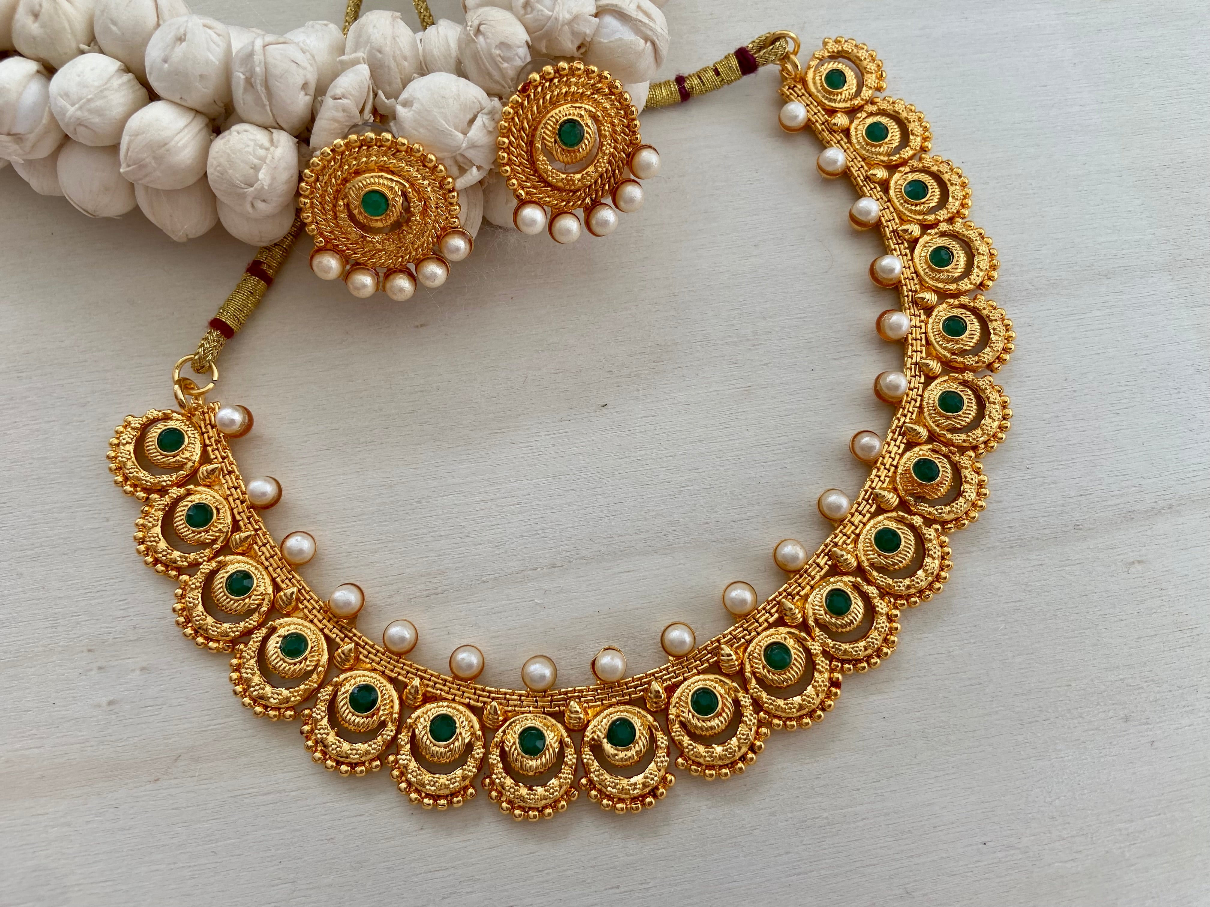GREEN NECKLACE SET – Minachi