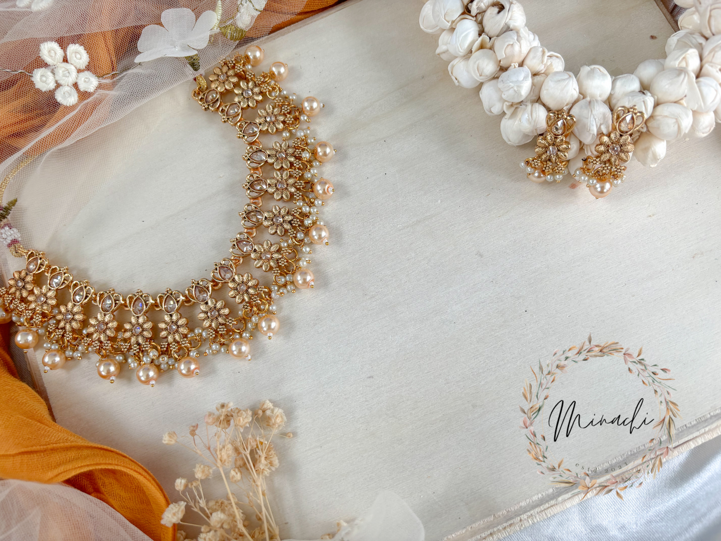 PEARL ANTIQUE NECKLACE