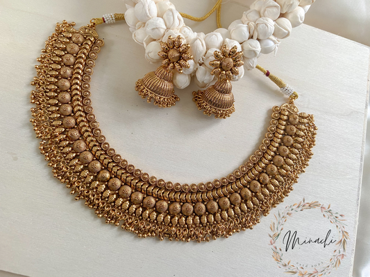 GOLDEN NECKLACE SET