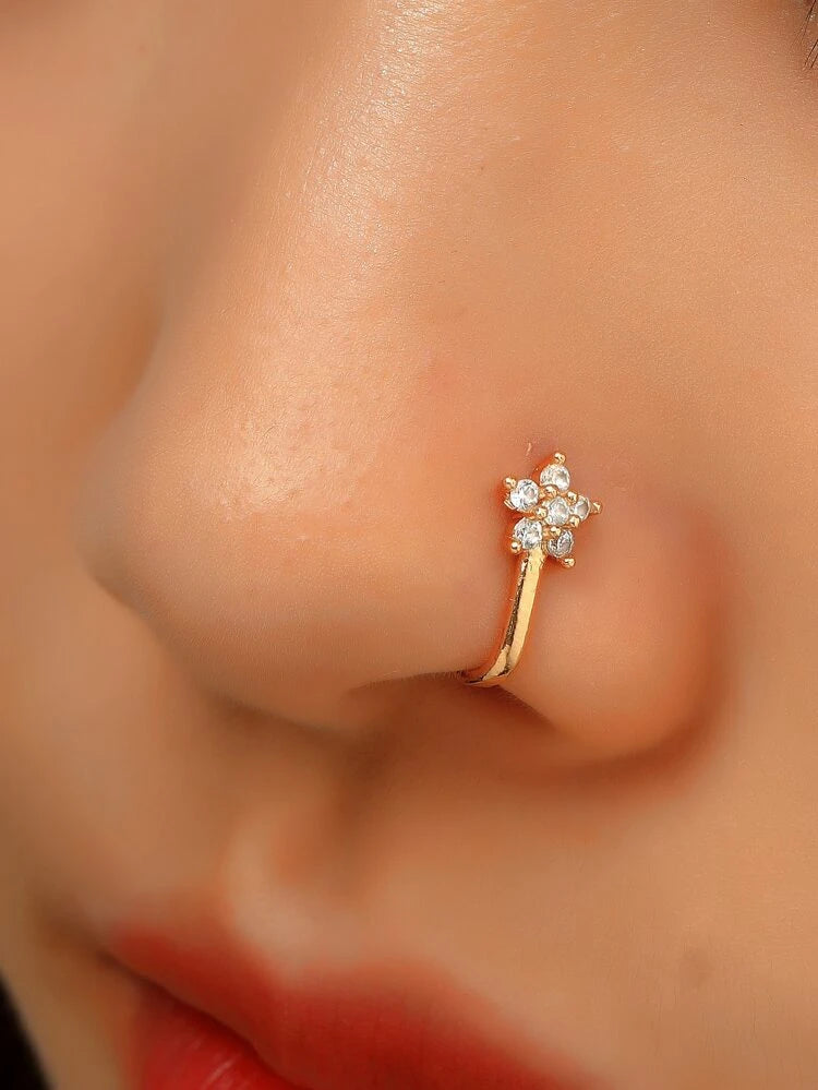 WHITE FLORAL NOSE RING