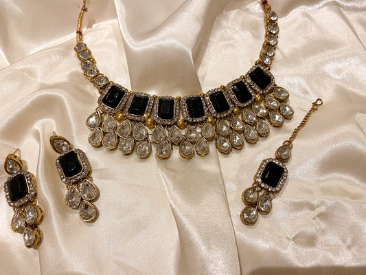 BLACK WHITE KUNDAN NECKLACE