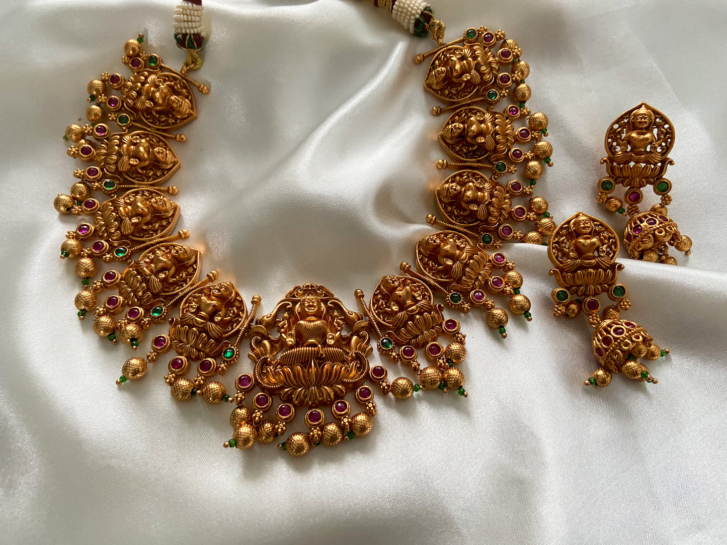 RUBY GREEN LAKSHMI NECKLACE SET