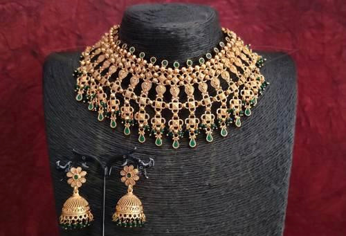 GREEN ANTIQUE NECKLACE SET