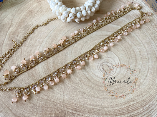 PEACH PEARL WAIST CHAIN