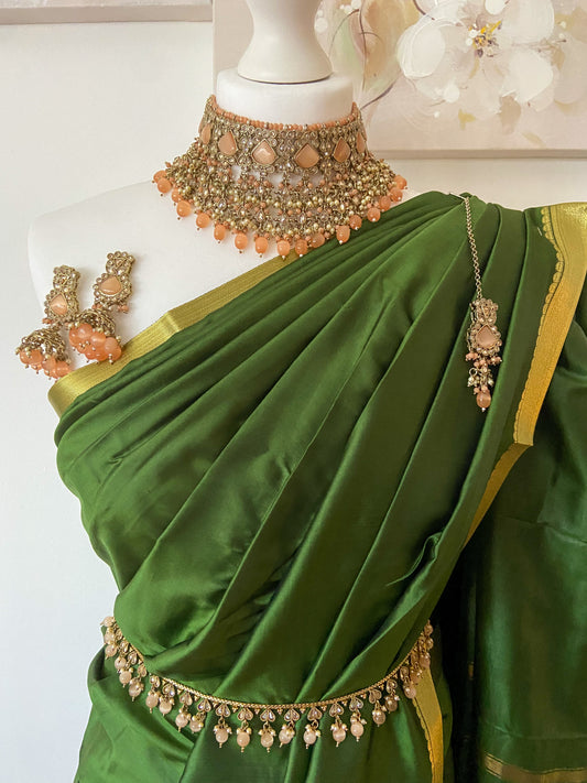 DEVI: PEACH KUNDAN SET AND WAIST CHAIN