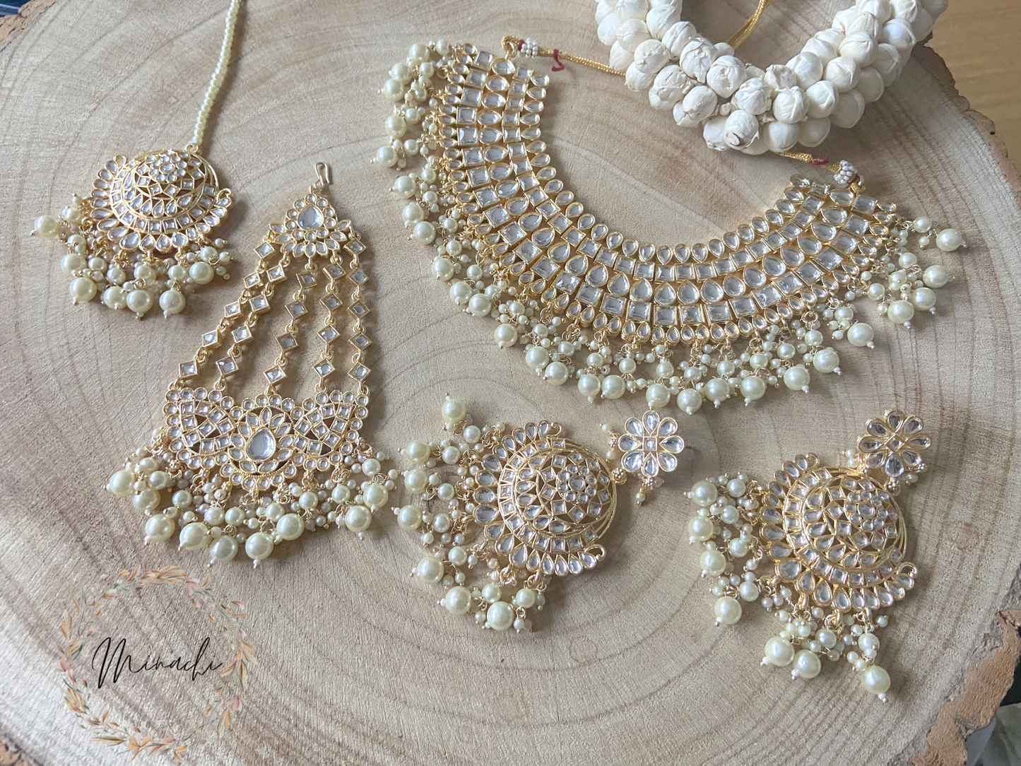 WHITE PEARL NECKLACE SET