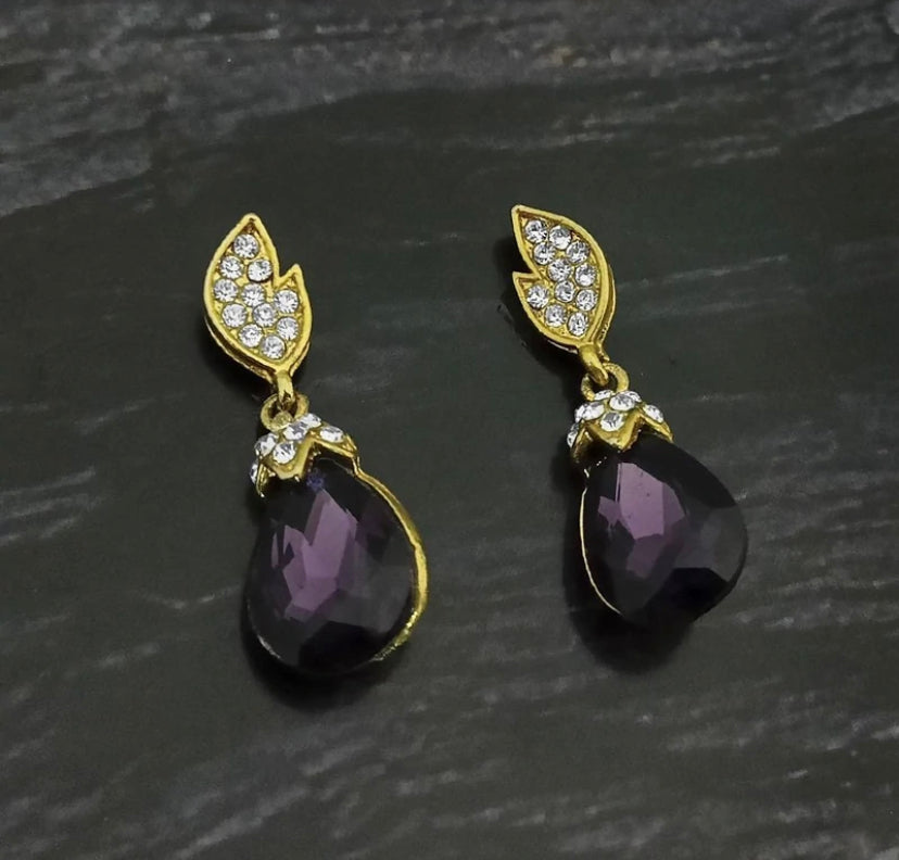 PURPLE WHITE STONE EARRINGS