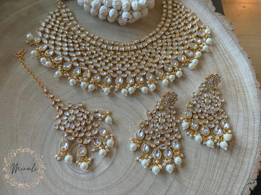 WHITE PEARL KUNDAN SET