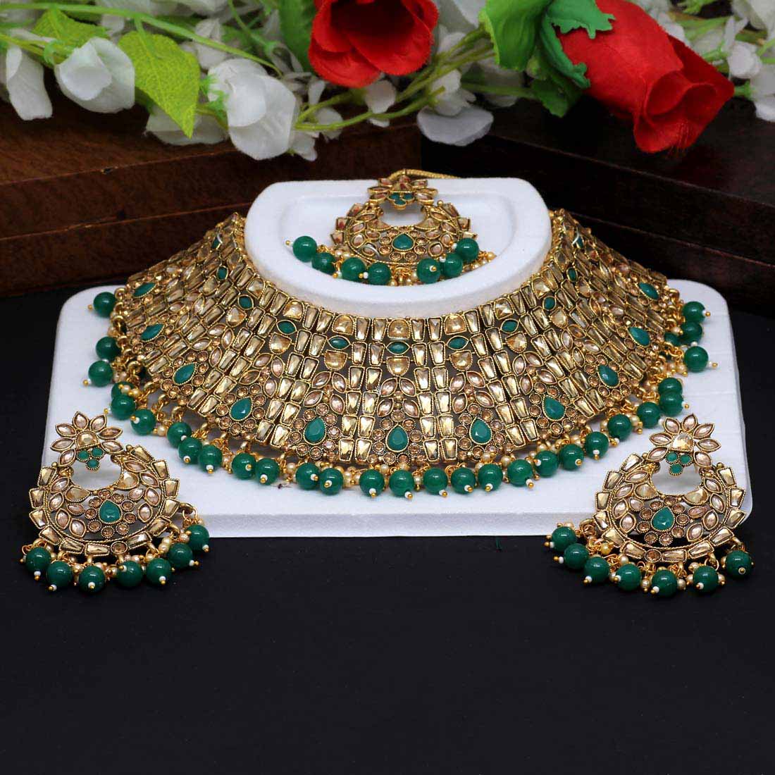 GREEN KUNDAN NECKLACE SET