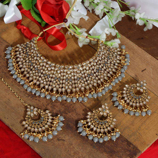 Meera: Grey Kundan Necklace Set