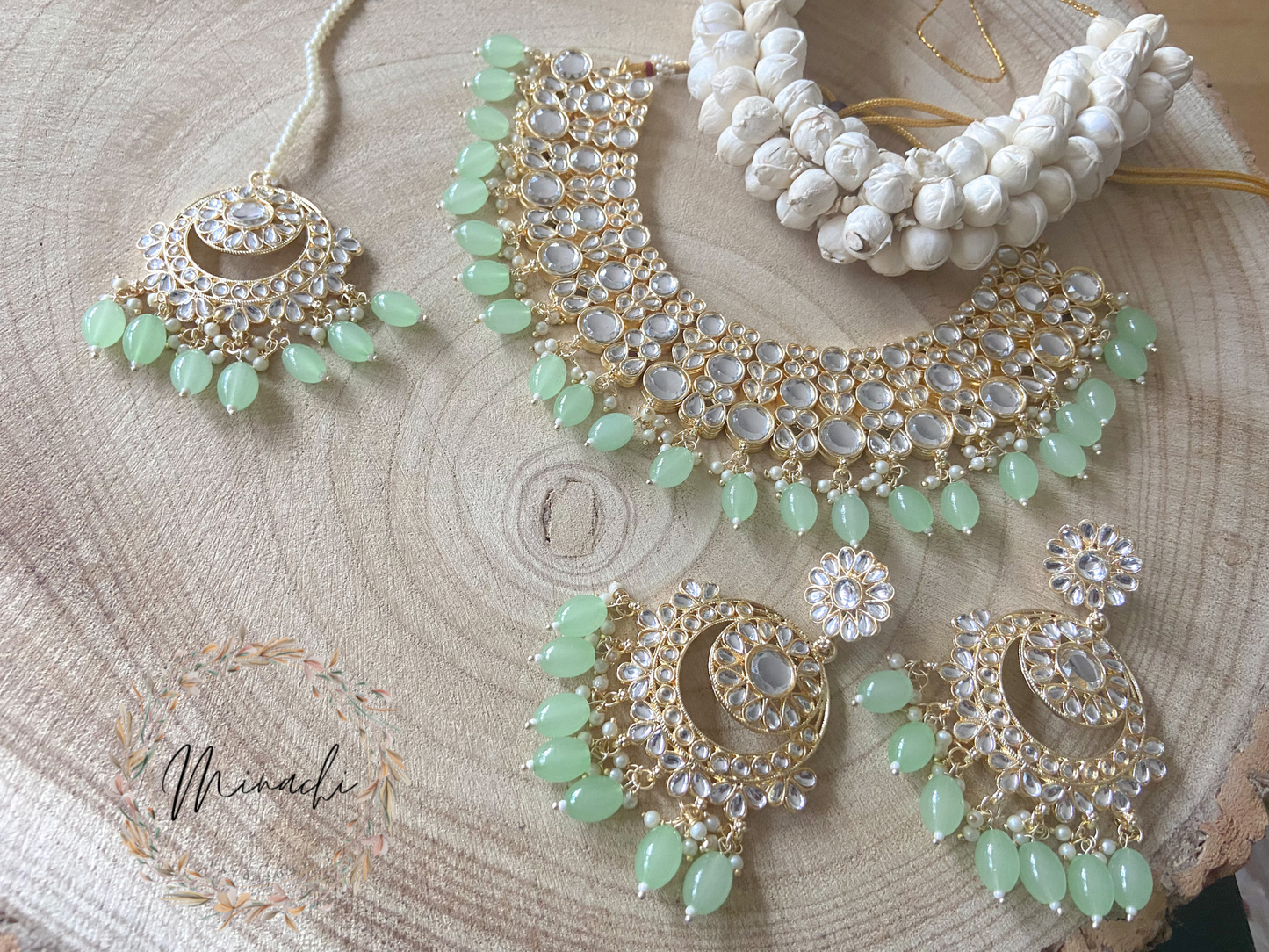 MINT GREEN NECKLACE SET