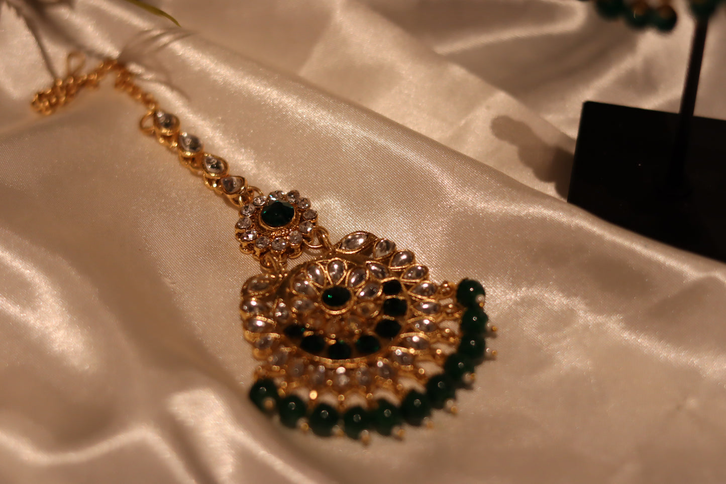 GREEN SHORT LONG NECKLACE KUNDAN SET