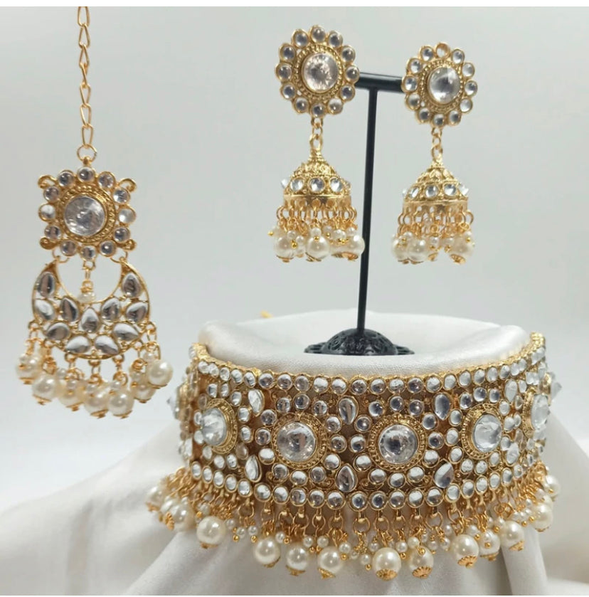 WHITE PEARL KUNDAN NECKLACE