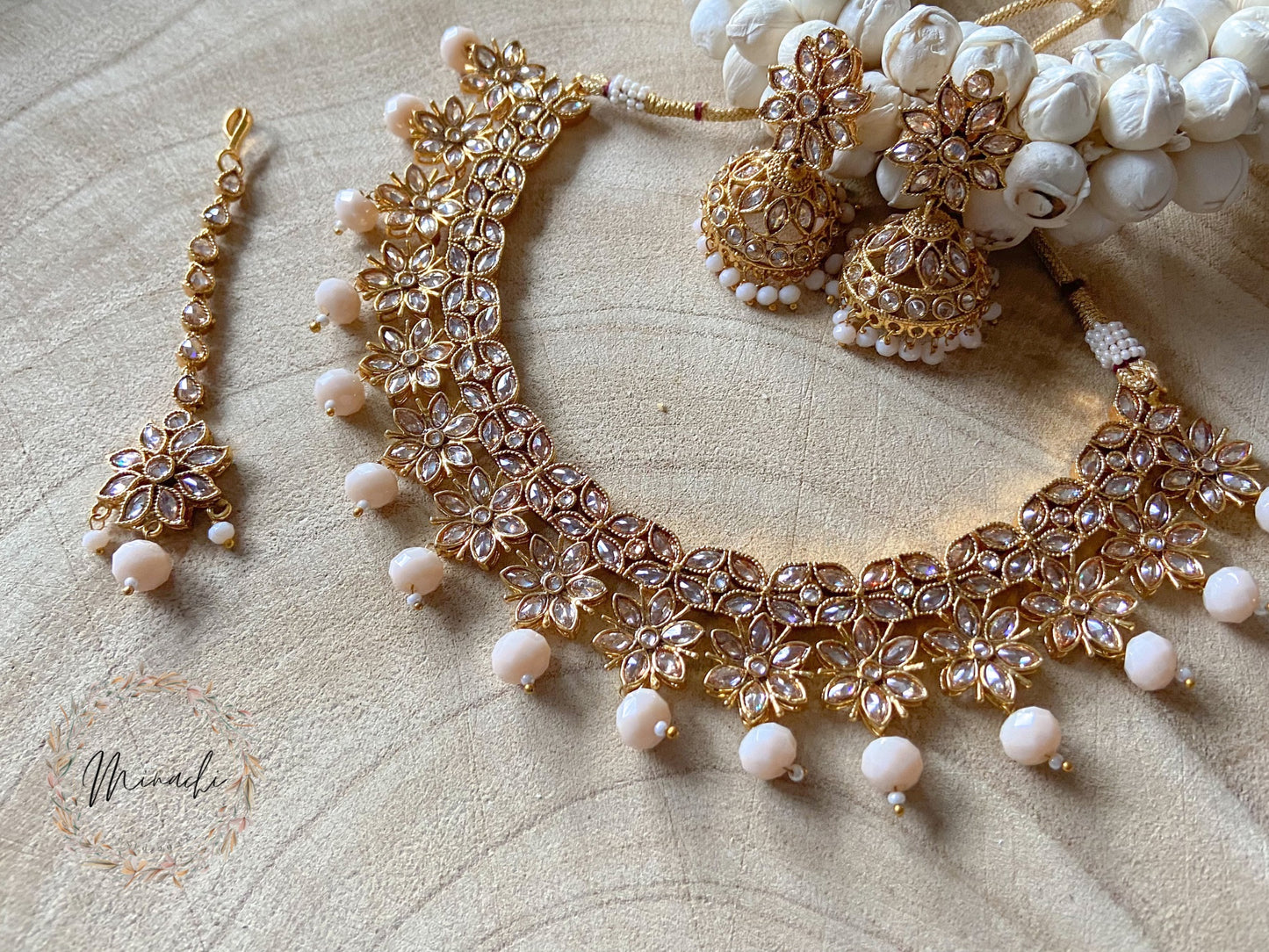 THAMARAI: PEACH FLORAL NECKLACE SET