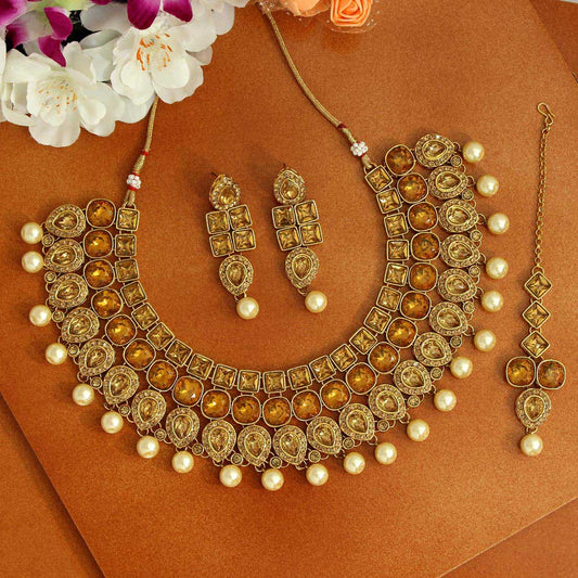 Mangalam: Gold Kundan Necklace Set