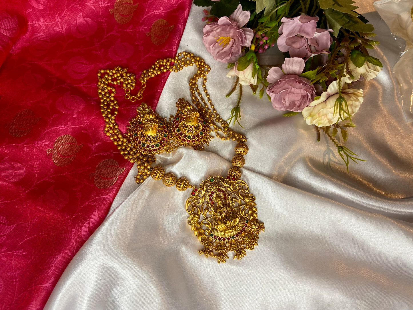 LAKSHMI LONG NECKLACE SET