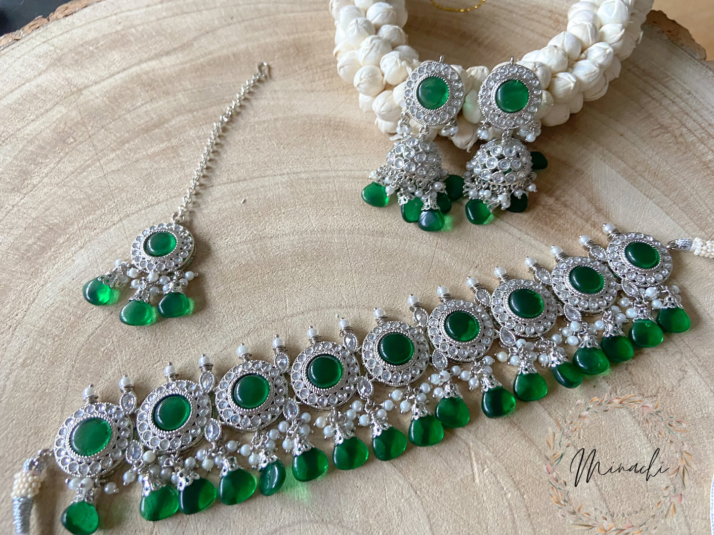 SILVER GREEN CHOKER SET