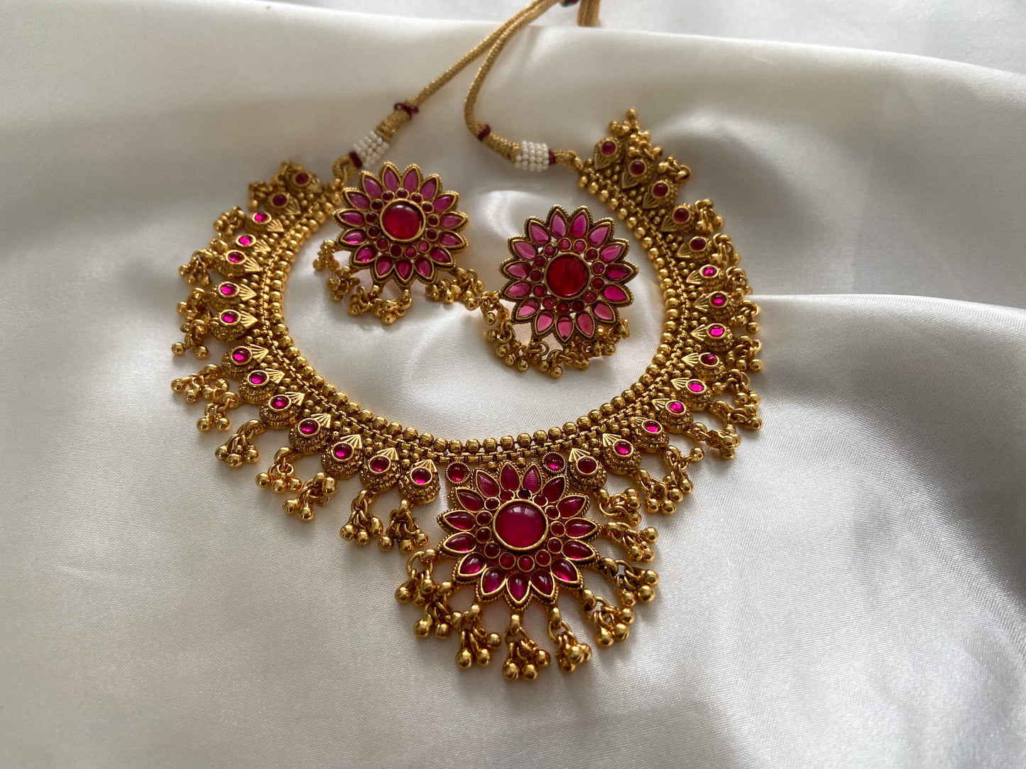 RUBY FLORAL NECKLACE SET